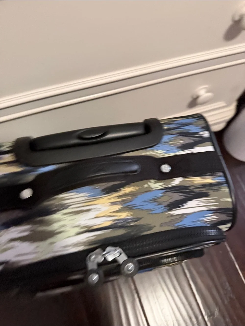 Kipling Blue, Olive & Black Patterned Spinner Carry-On